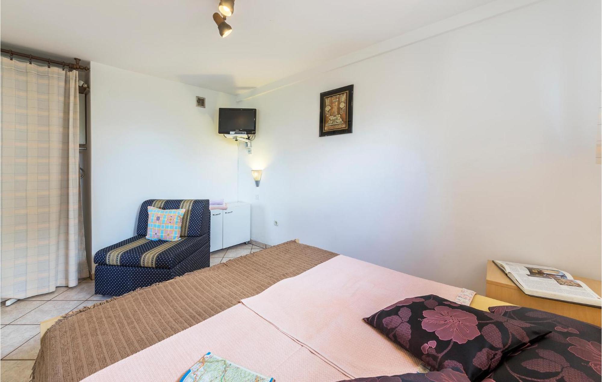 Gorgeous Apartment In Pula With Wifi מראה חיצוני תמונה