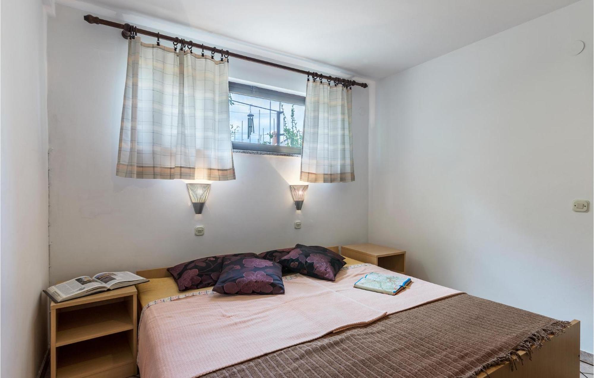 Gorgeous Apartment In Pula With Wifi מראה חיצוני תמונה